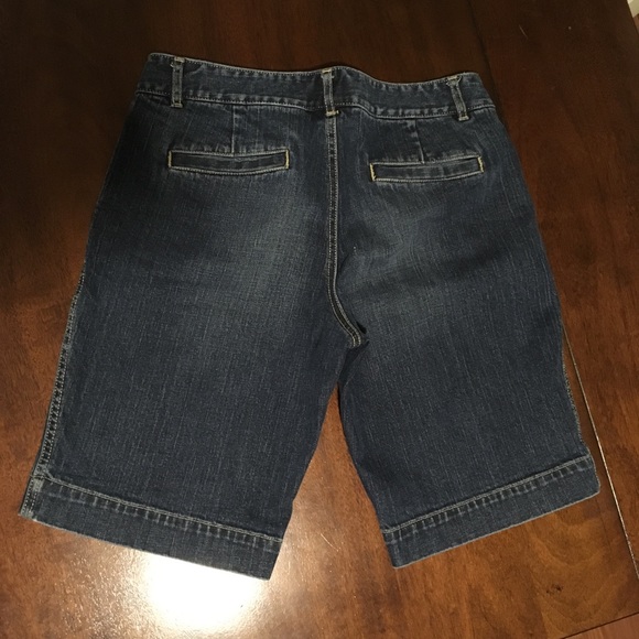 Old Navy Long Shorts - Picture 3 of 4